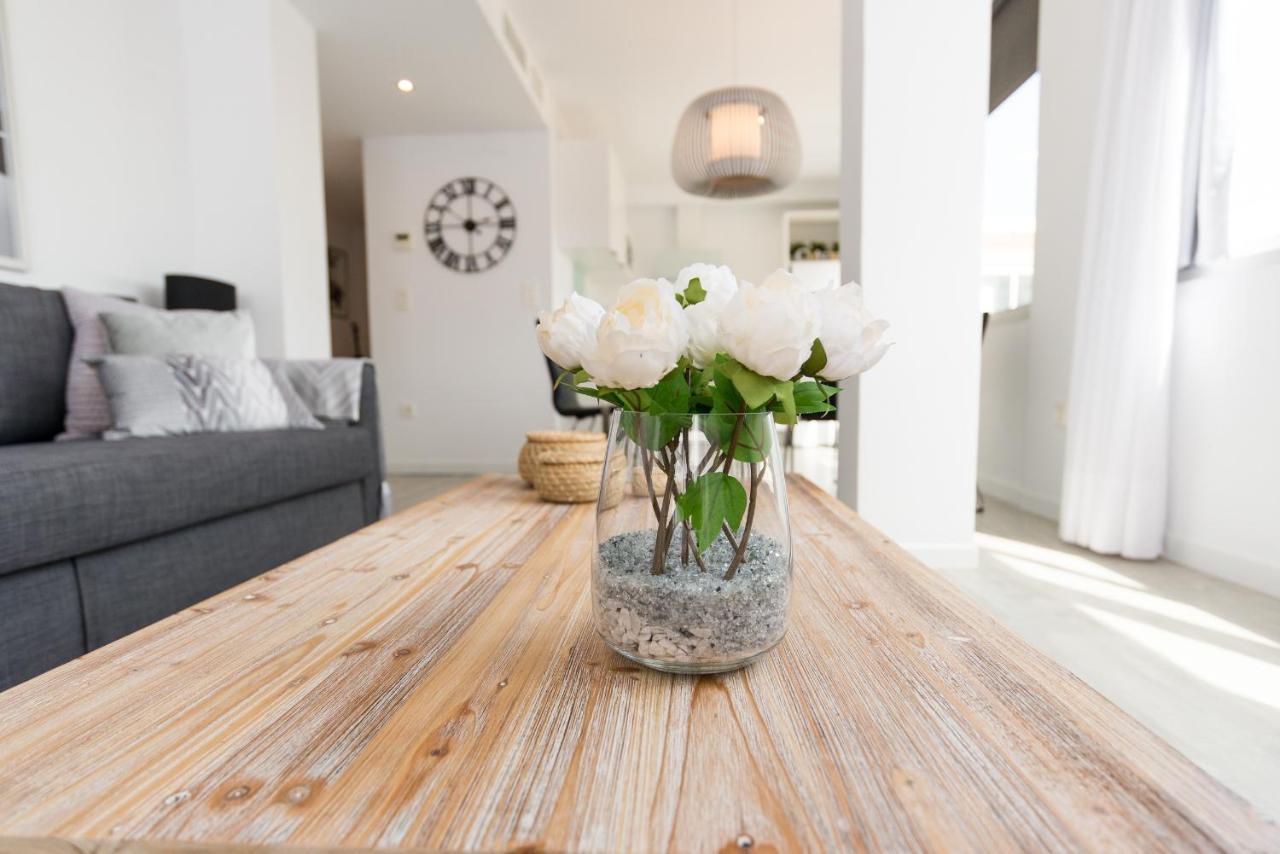 Urbe10 Angel Ganivet 2 Bedrooms Apartment Màlaga Exteriér fotografie